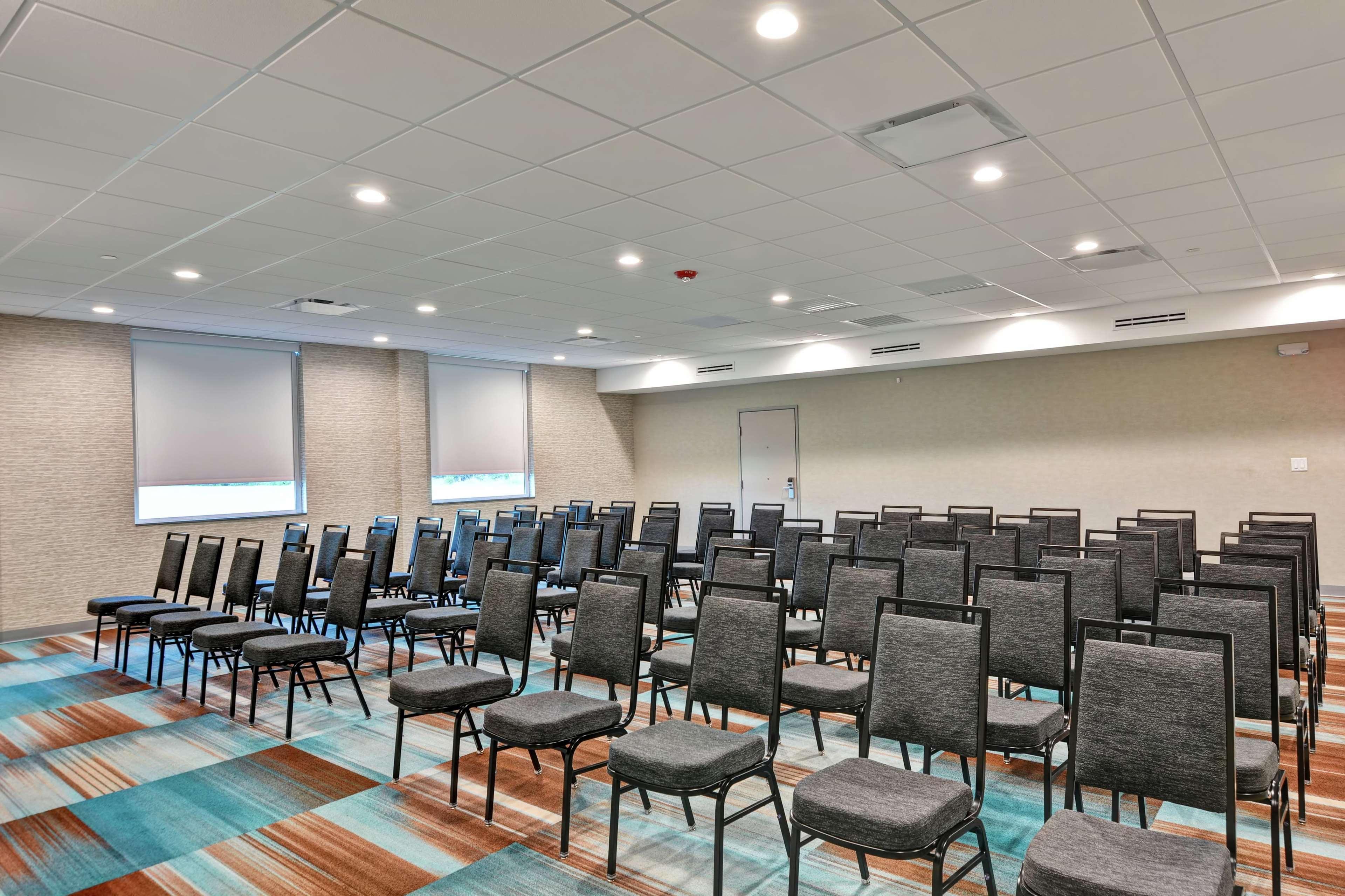 Home2 Suites By Hilton La Porte Esterno foto